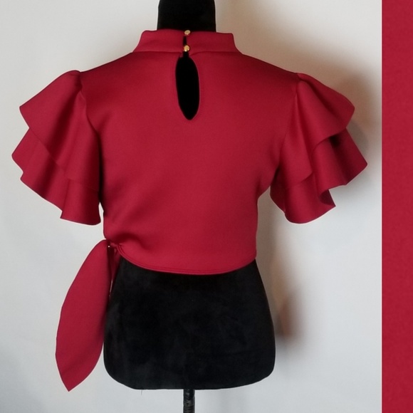 Ruffle Sleeve Crop Top - Picture 3 of 7